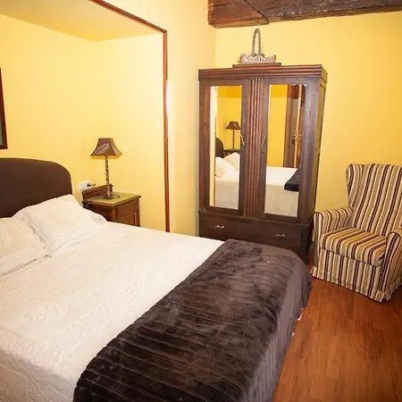 Sleeps 20 With Pool And Wifi * Codeseda