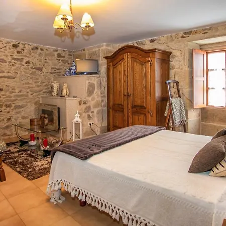 Sleeps 20 With Pool And Wifi Codeseda
